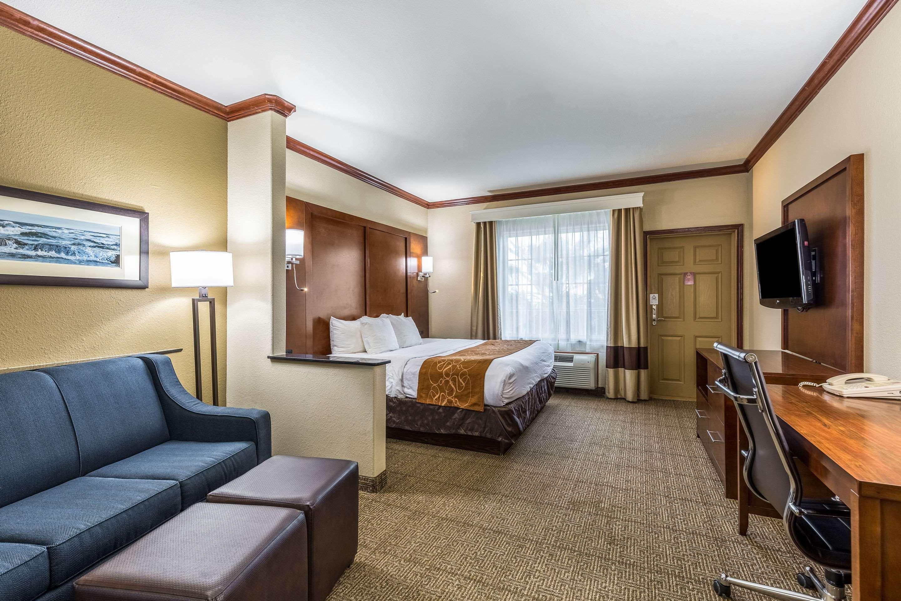 Comfort Suites Галвестон Экстерьер фото