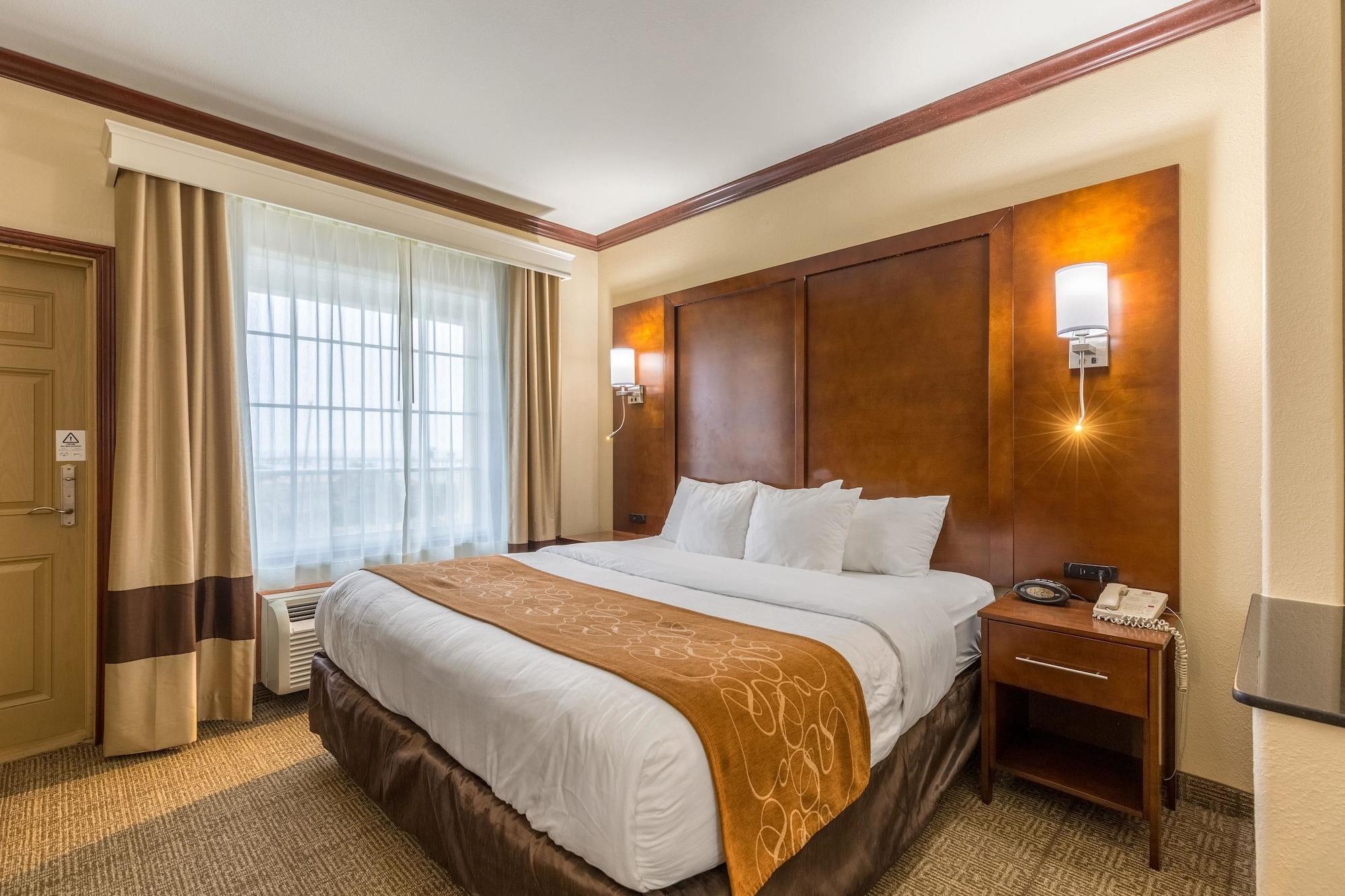 Comfort Suites Галвестон Экстерьер фото